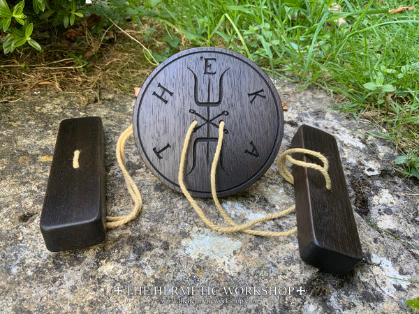 THE BLACK STROPHOLOS - Carved Iynx Wheel in Solid Ebonished Walnut (Hekate Spinning Wheel)