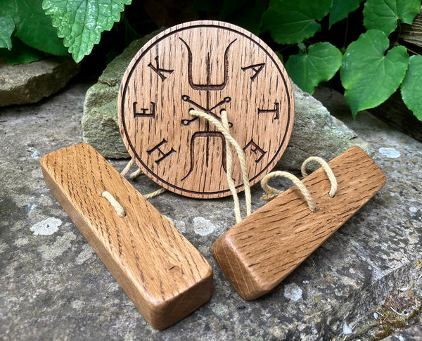 THE STROPHOLOS / IYNX WHEEL - Carved in Solid Oak (Hekate Spinning Wheel)