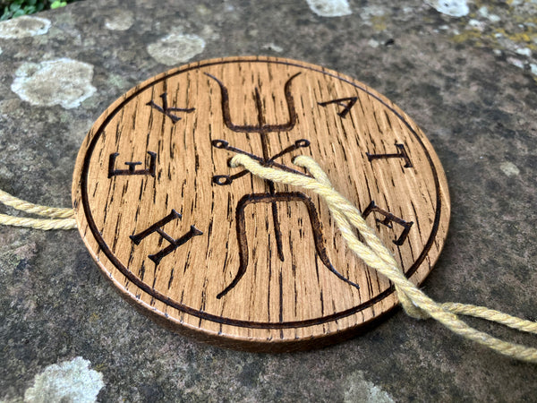 THE STROPHOLOS / IYNX WHEEL - Carved in Solid Oak (Hekate Spinning Wheel)