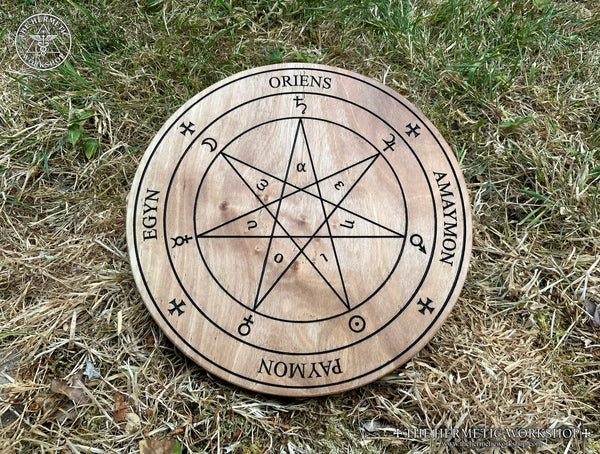 THE FOUR KINGS PLANETARY TALISMAN - Unique Altar Tool. Carved in walnut. Hand-painted.