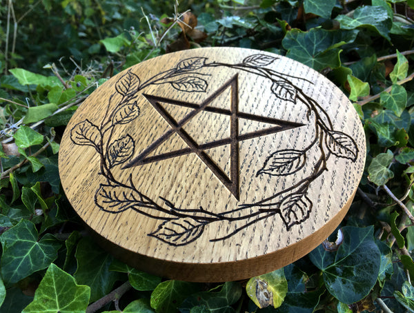 CUSTOM ALTAR PENTACLE - Carved in Solid Oak with 13 leaves